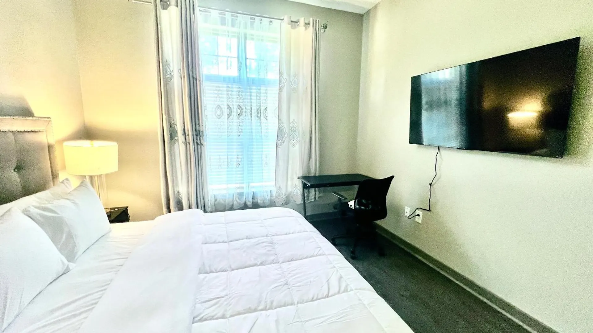 Uptown Charlotte Modern Stay 2Br